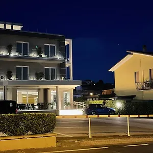 3* Hotel Paradiso