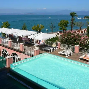 3* Hotel Riviera